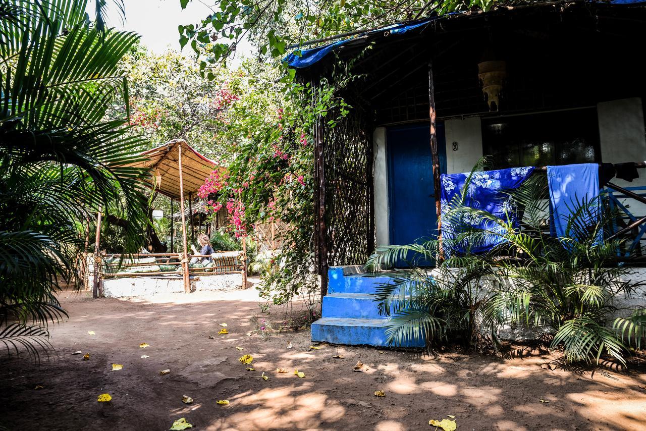 Rudra Holidays Guest House Arambol Exteriör bild