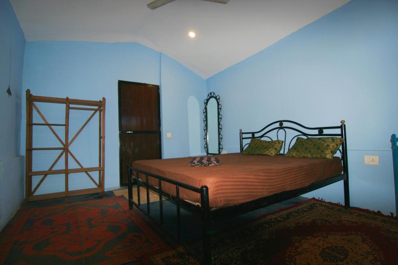 Rudra Holidays Guest House Arambol Exteriör bild