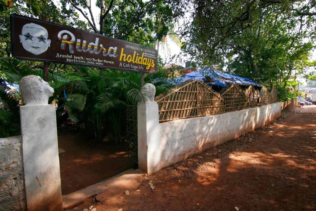 Rudra Holidays Guest House Arambol Exteriör bild