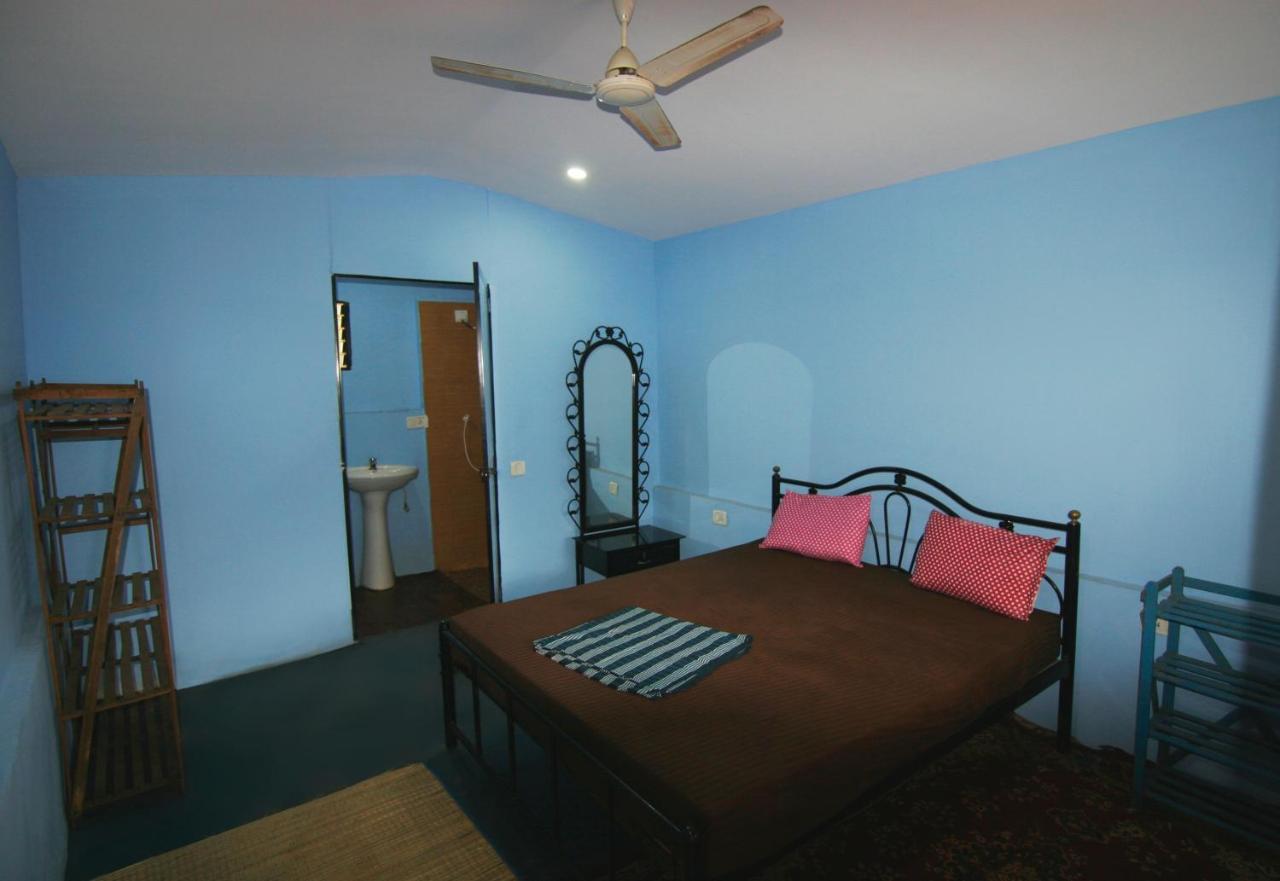 Rudra Holidays Guest House Arambol Exteriör bild