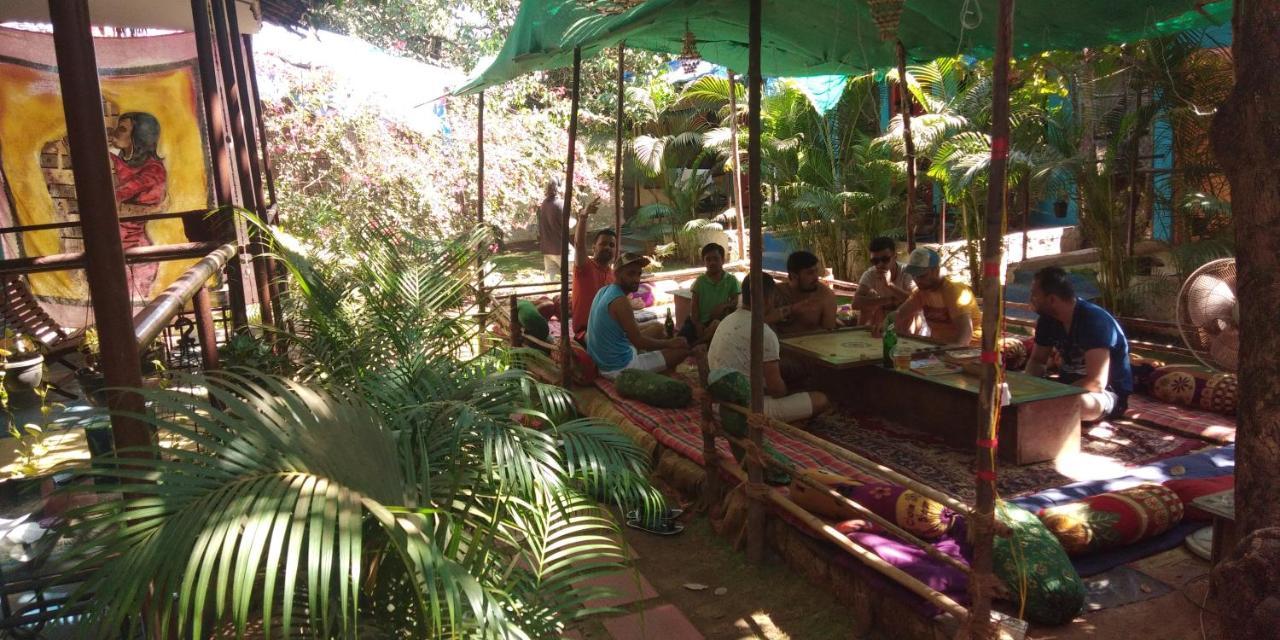 Rudra Holidays Guest House Arambol Exteriör bild