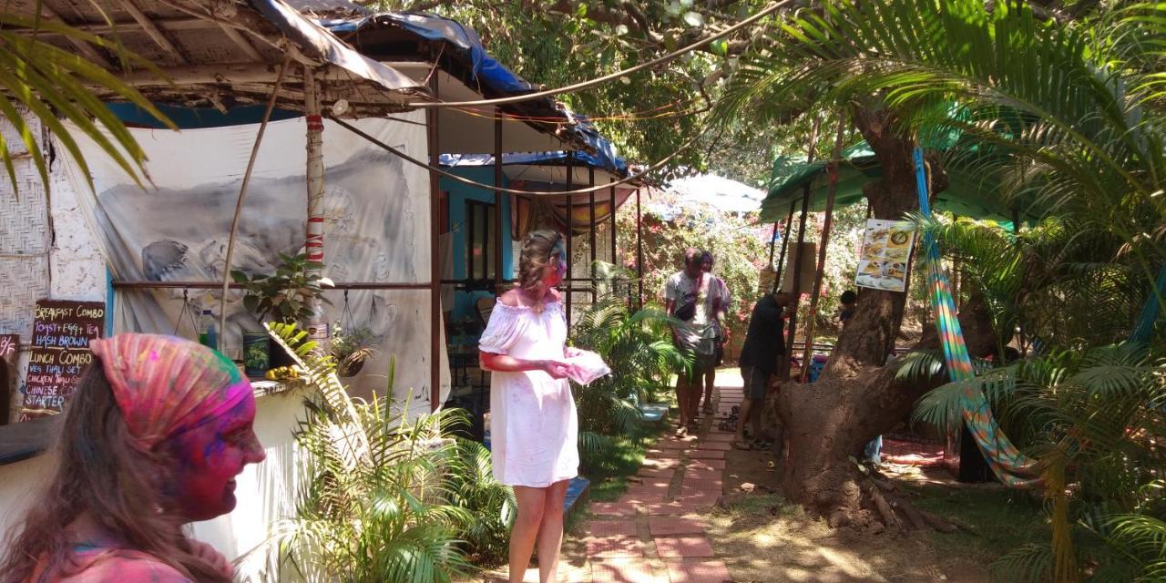 Rudra Holidays Guest House Arambol Exteriör bild