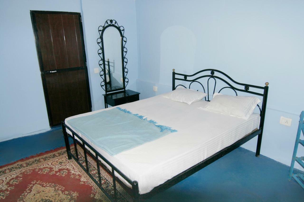Rudra Holidays Guest House Arambol Exteriör bild